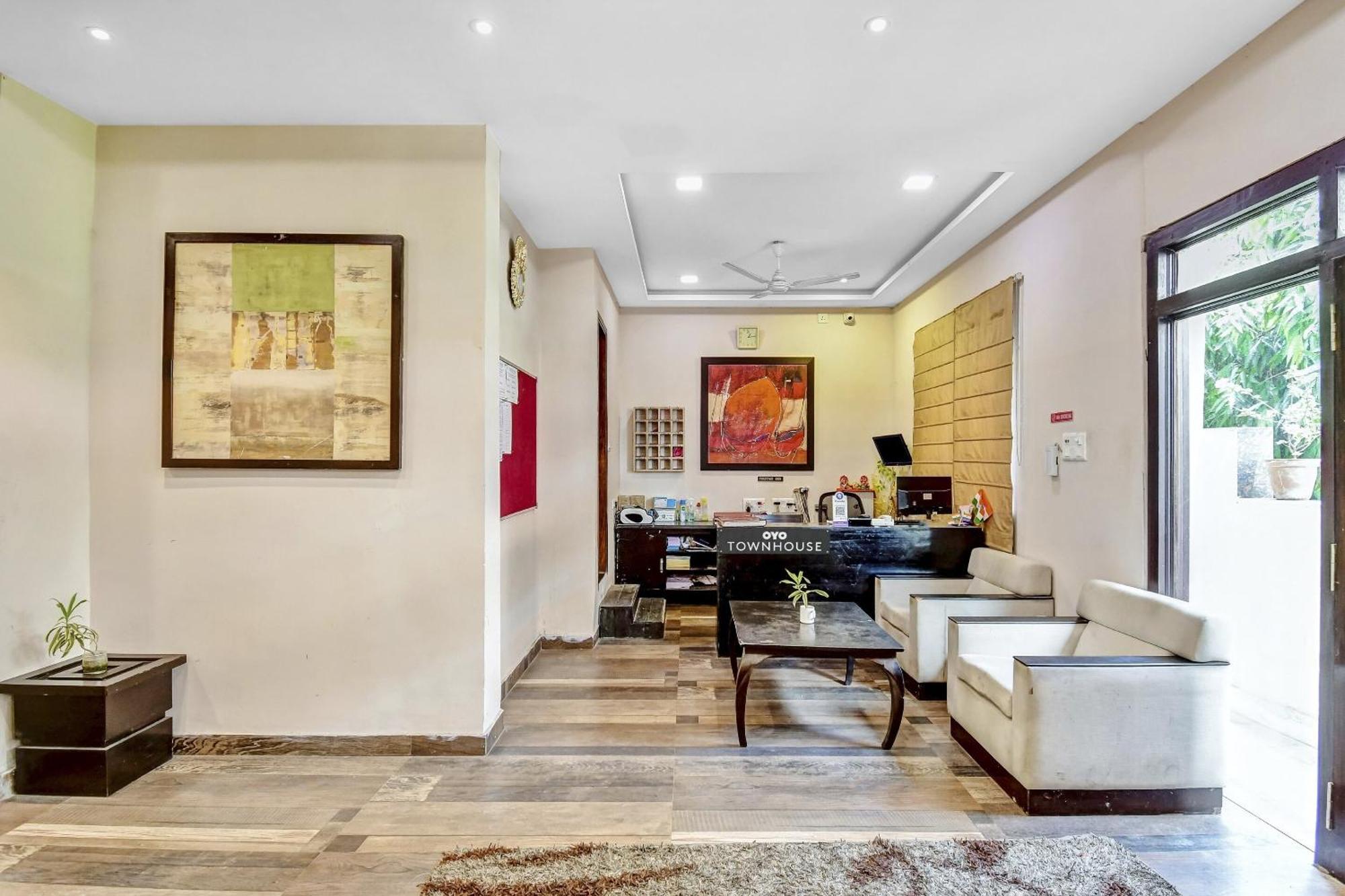 Super Townhouse All In One 콜카타 외부 사진